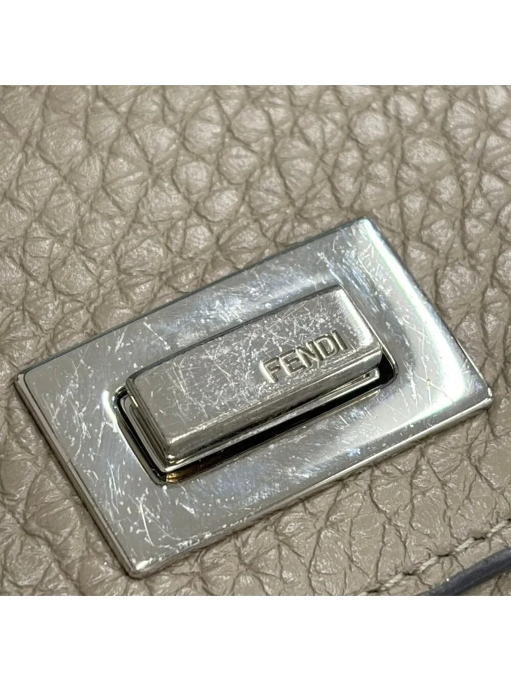 Fendi Selleria Peekaboo Leather Card Case Beige